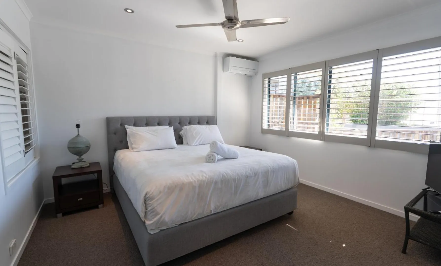 Saltwater 1 - Penthouse Apartment With Ocean Views - Sleeps 6 Point Lookout